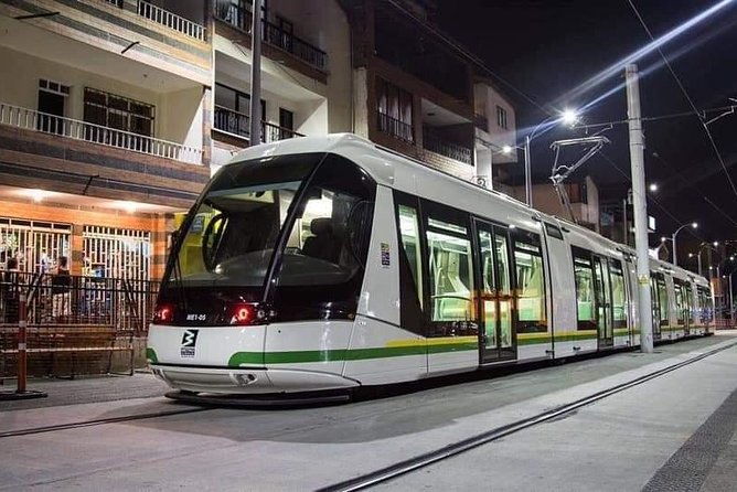 private-city-tour-of-downtown-medellin