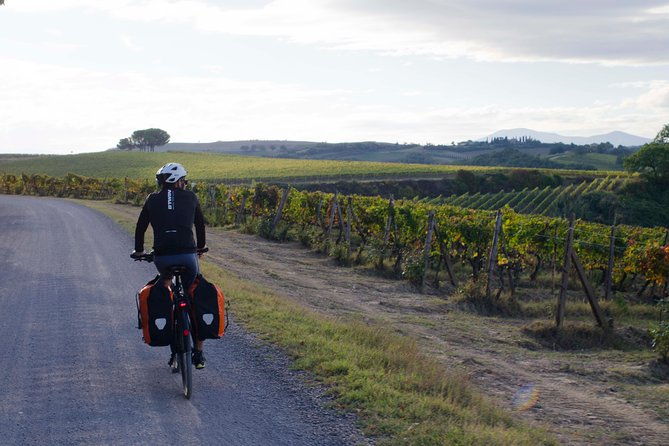 private-civita-di-bagnoregio-and-orvieto-wine-tasting-ebike-tour-2