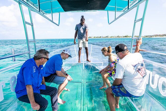 private-clear-boat-experience-in-grace-bay