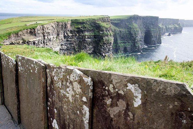 private-cliffs-of-moher-day-tour