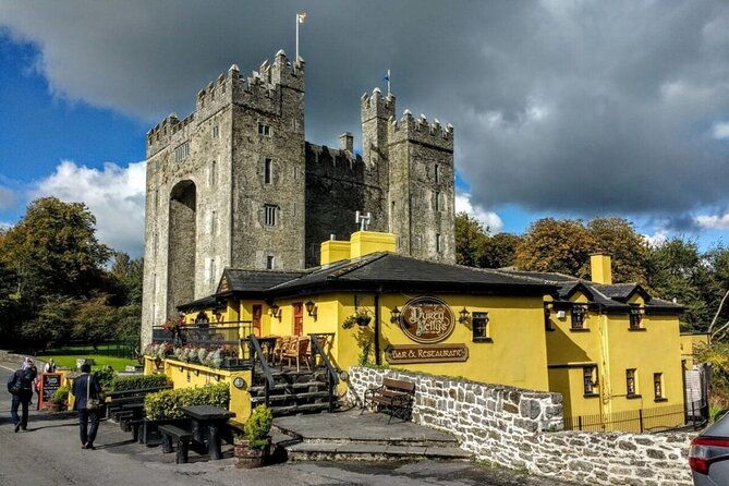 private-cliffs-of-moher-tour-small-group-from-dublin-ireland