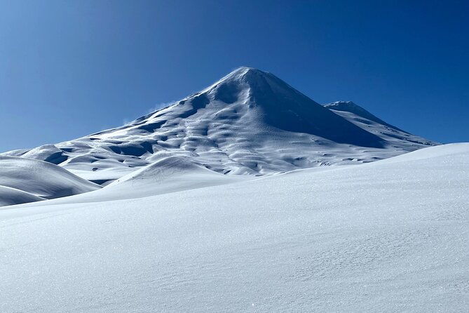 private-climb-to-llaima-volcano