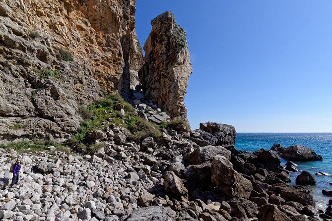 private-climbing-on-the-cliffs-of-arrabida-natural-park