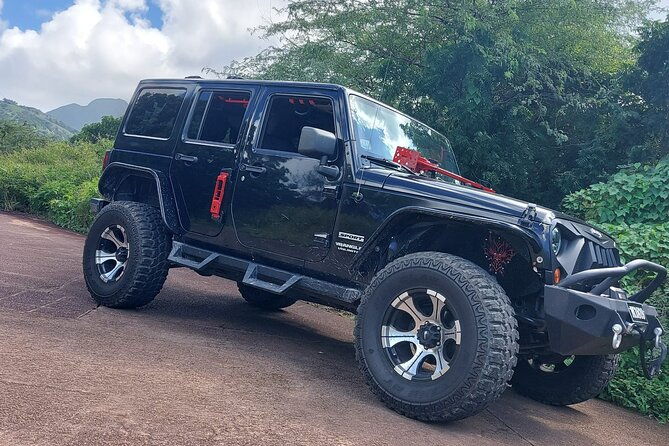 private-cmv-jeep-off-roading-tour-in-montserrat