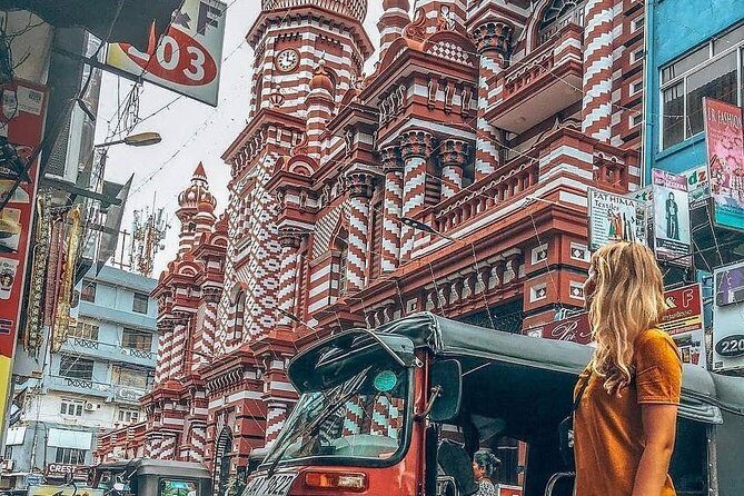 Private Colombo City Tour with Traditional Srilankan Lunch - Key Points