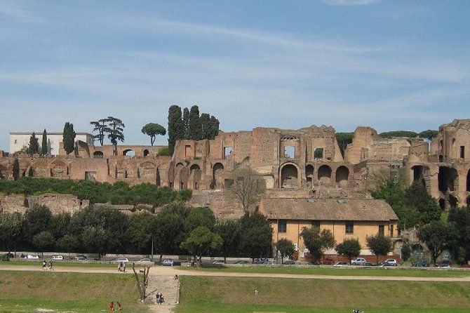 private-colosseum-roman-forum-and-palatine-hill-tour-2