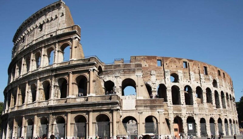 private-colosseum-roman-forum-and-palatine-walking-tour
