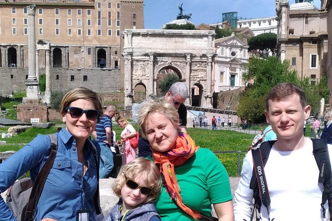 private-colosseum-roman-forum-tour-for-kids-families