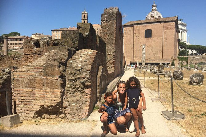 private-colosseum-roman-forum-tour-for-kids-families