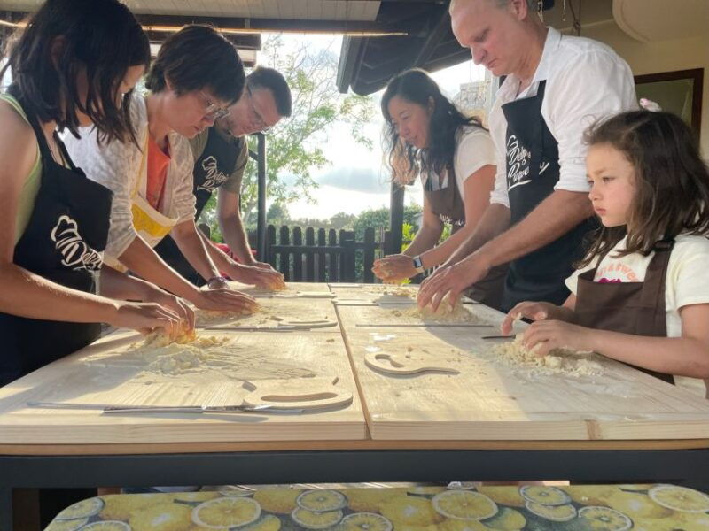 private-cooking-class-in-lecce-corigliano-handmade-pasta