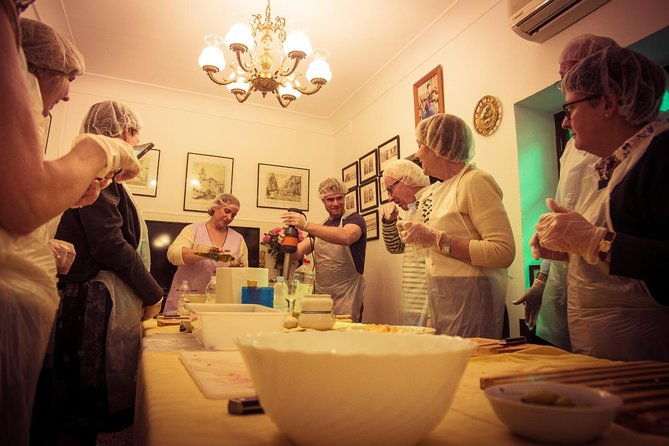 private-cooking-class-in-traditional-andalusian-housing