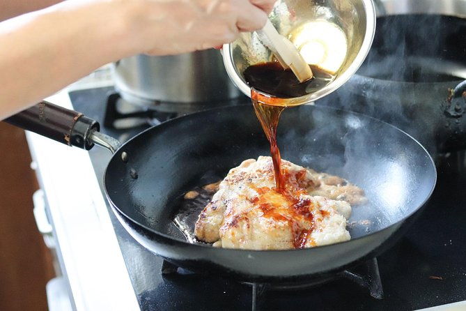 private-cooking-class-with-a-sapporo-local-kanae-in-her-home