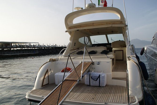 private-cruise-from-naples-to-capri-and-amalfi-coast-yacht-50
