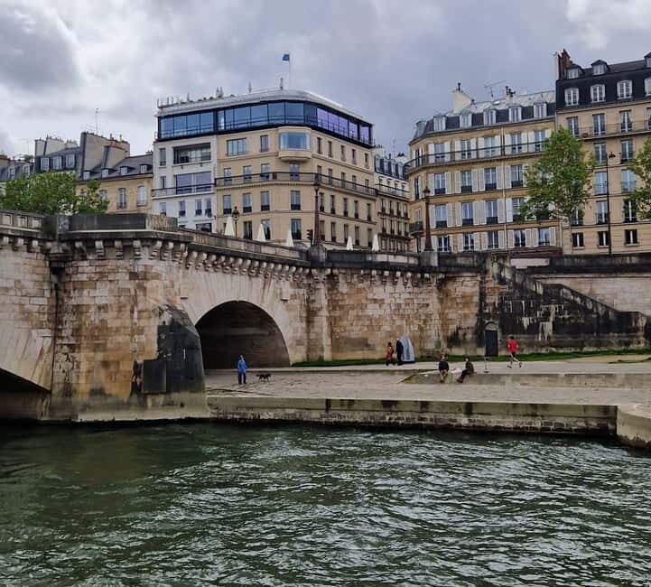 Private cruise on the Oise - Discovering Paris from the Water: A Private Cruise on the Oise