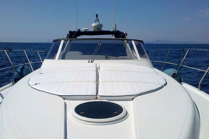 private-cruise-to-capri-and-amalfi-coast-from-positano-or-amalfi-yacht-40