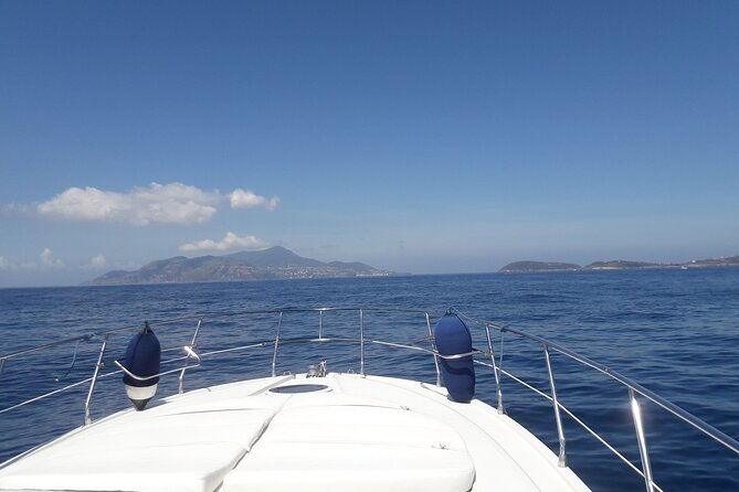 private-cruise-to-ischia-and-procida-yacht-40