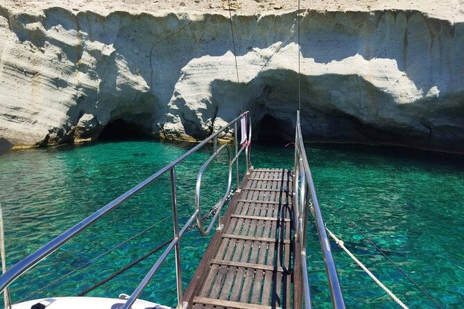 private-cruise-with-galateaparosantiparosdespotikobluelagoon