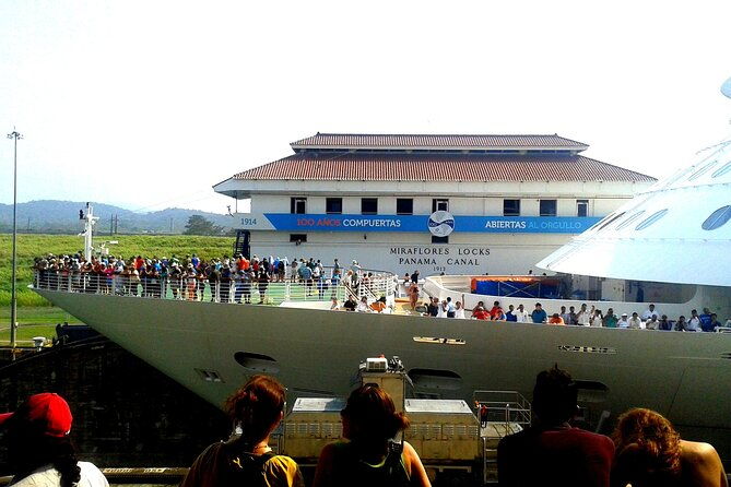 private-cruiseline-shore-excursion-in-fort-amador