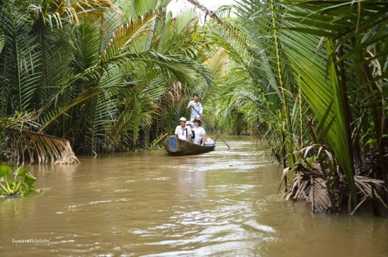 private-cu-chi-tunnels-mekong-delta-full-day-guided-tour