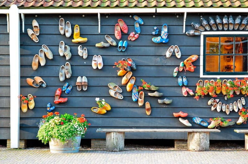 Private CUS Tour: giethoorn & Windmill zaanse en// - The Itinerary Breakdown