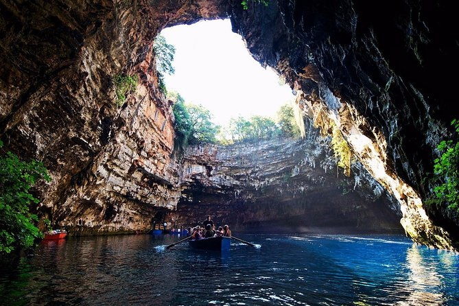 private-custom-tour-kefalonia-in-a-day