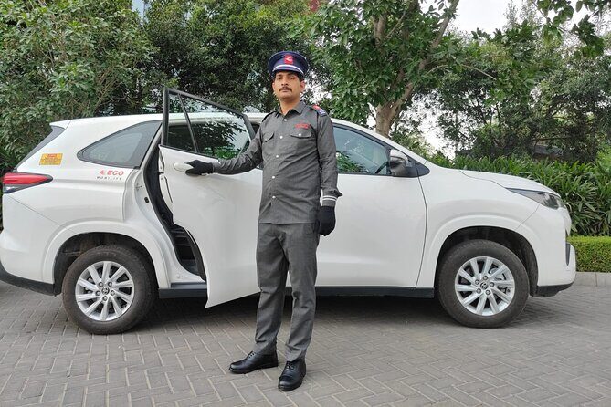 Private Customizable Full-Day Delhi & Agra Tour with Local Guide - The Transport and Logistics