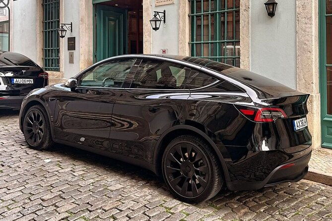 private-customizable-tour-of-lisboa-porto-with-transfer