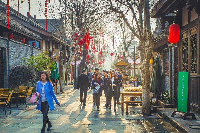 Private Customized Chengdu City Full Day Tour in Your Way - Insights From Past Travelers