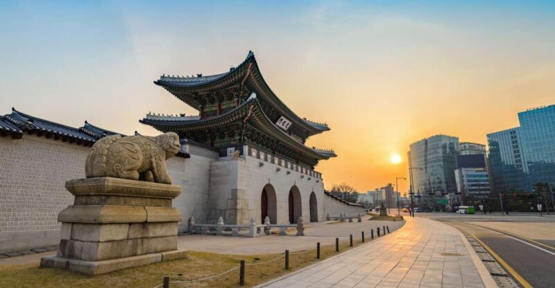Private Customized Seoul Tour with Your Korean Buddy - Who Would Love This Experience?