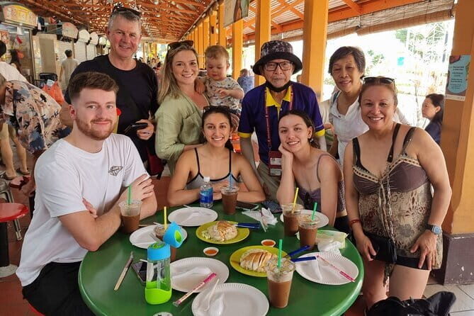 Private Customized Singapore Walking Tour - Food, Markets, and Local Flavors