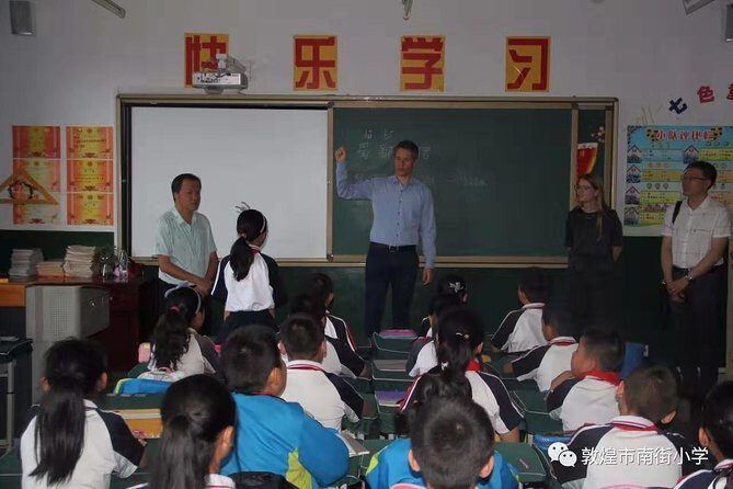 Private Customized the Silk Road Tour - Detailed Breakdown of the Itinerary