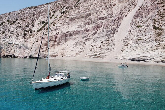 private-daily-sailing-cruise-to-discover-the-highlights-of-milos
