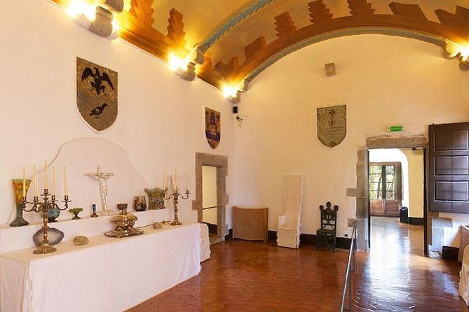 private-dali-museum-gala-castle-tour-authentic-local-lunch