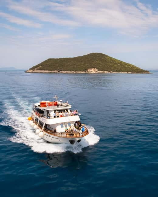 Private day cruise to the Blue lagoon with lunch and drinks! - Private day cruise to the Blue Lagoon with lunch and drinks!