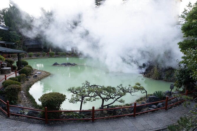private-day-minibus-tour-to-kokonoe-yufuin-beppu-from-fukuoka