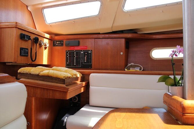 private-day-sailing-experience-in-san-diego-up-to-12-guests