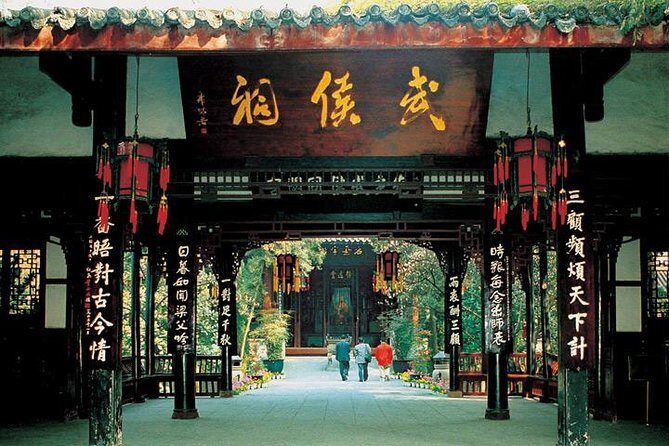 Private Day Tour: Chengdu Wuhou Temple, Jili and Dujiangyan Irrigation System - Things to Keep in Mind