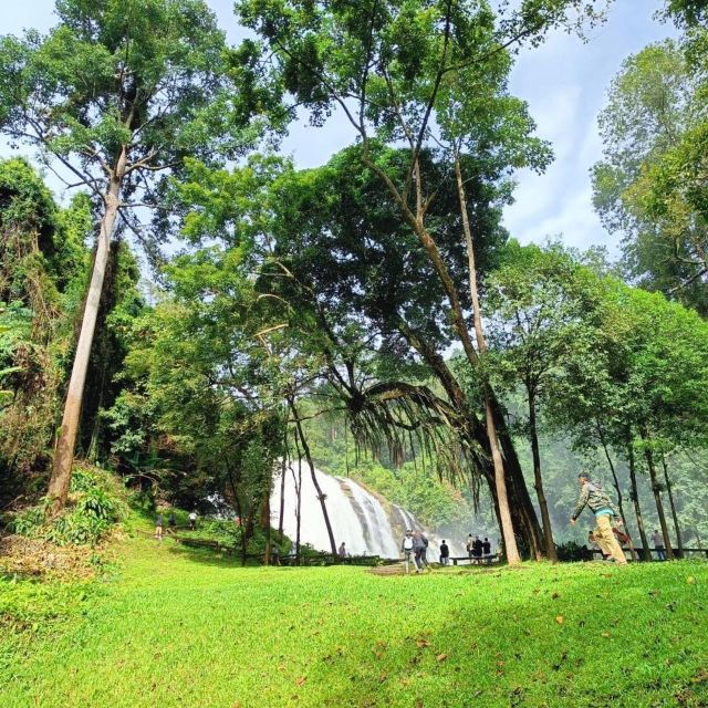 private-day-tour-doi-inthanon-with-mae-ya-waterfall