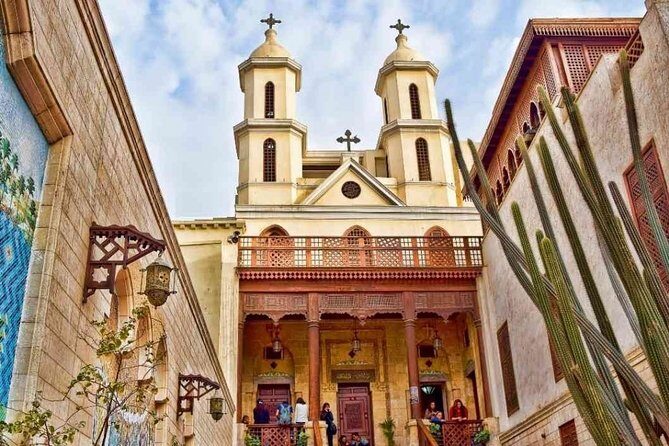 Private Day Tour: Egyptian Museum, Coptic city, Citadel& Khan El Khalili - Khan El Khalili Bazaar: A Sensory Feast