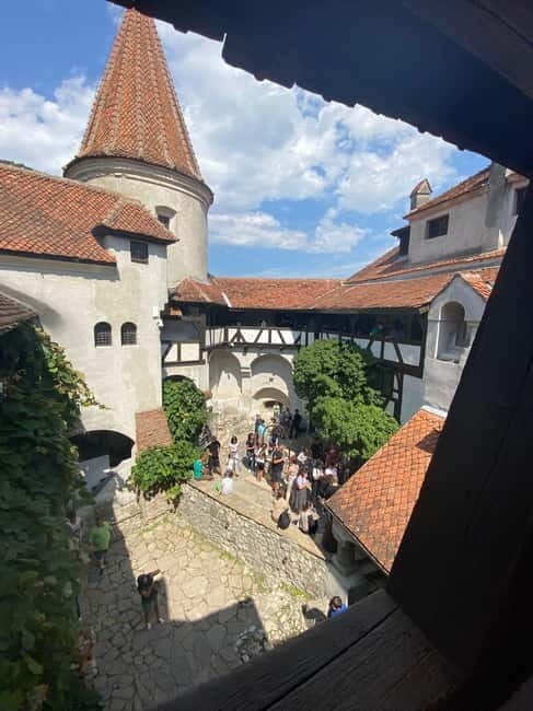 Private Day Tour from Bucharest to Dracula's Castle - Authentic Experiences and Practical Tips