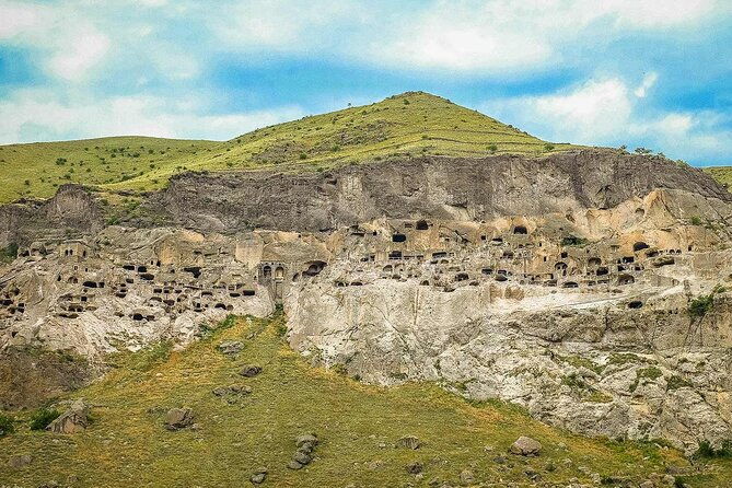 private-day-tour-from-kutaisi-to-vardzia-rabati-borjomi