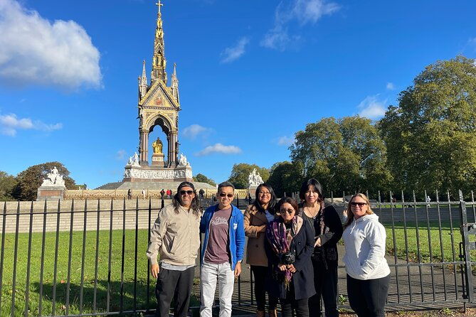 private-day-tour-from-london-stonehenge-bath-cotswolds