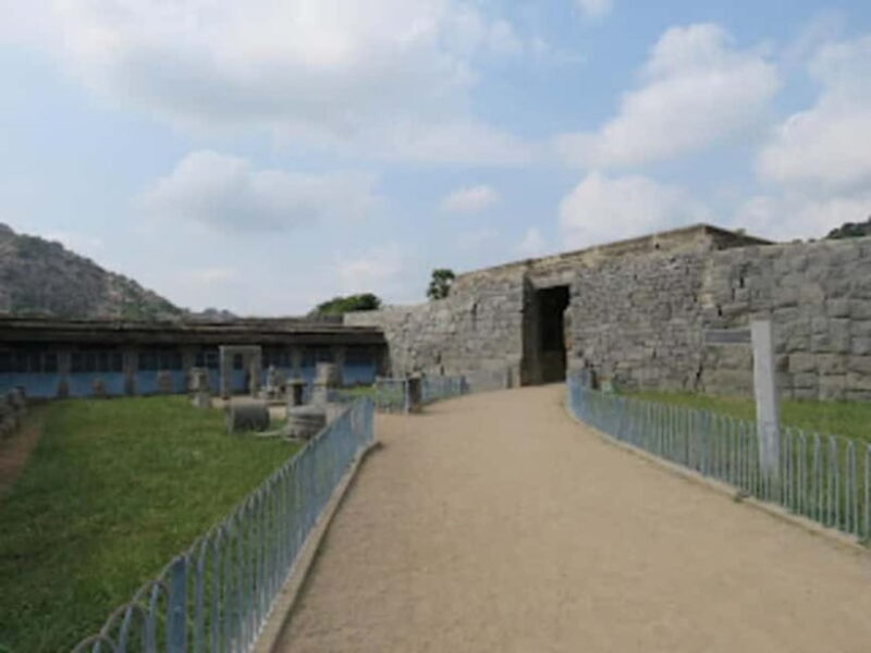 Private Day Tour from Pondicherry to Tiruvannamalai - An Introduction to the Experience