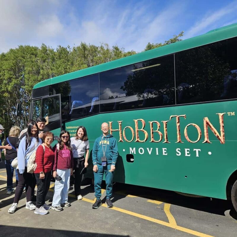 Private Day Tour - Hobbiton Movie Set, Rotorua & Treewalks - Introduction to the Tour Experience