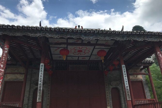 Private Day Tour Huangyao Old Town in Hezhou from Guangzhou by Round-way Train - An In-Depth Look at the Tour Experience