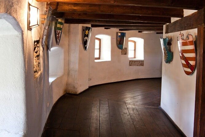 private-day-tour-in-transylvania-peles-and-bran-castles-from-brasov