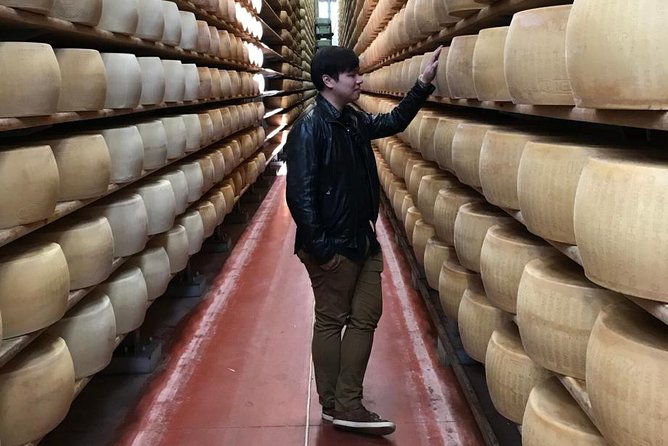 private-day-tour-lunch-parmesan-wine-and-vinegar-tasting-2