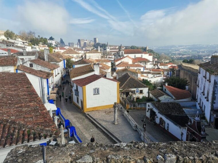 private-day-tour-medieval-obidos-nazare-wave-peniche-surf