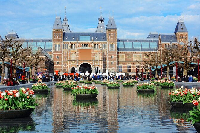 private-day-tour-of-amsterdams-old-town-highlights-by-car
