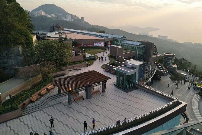 Private Day Tour Of Hong Kong Including Central Location Hotel Pickup - Who Should Consider This Tour?